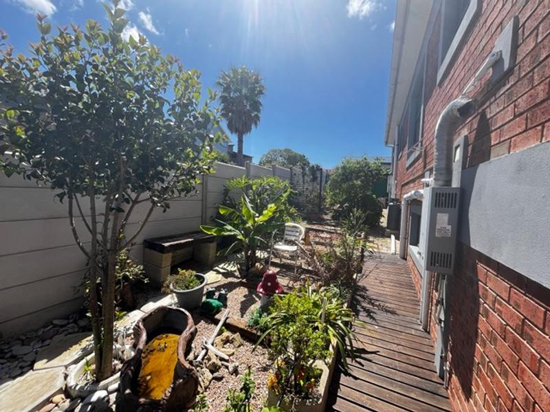 4 Bedroom Property for Sale in Dana Bay Western Cape